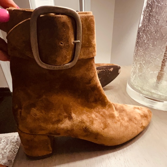 Saint Laurent Lou Lou bootie on tan suede - Picture 3 of 7
